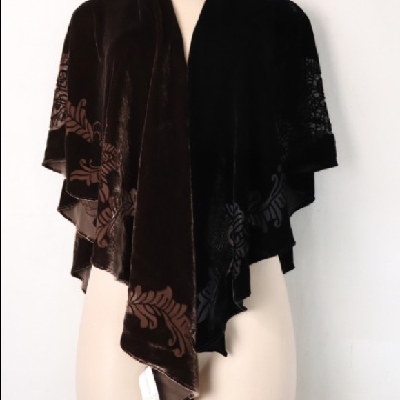 Liz Claiborne Beautiful Open Shawl - Picture 4 of 8